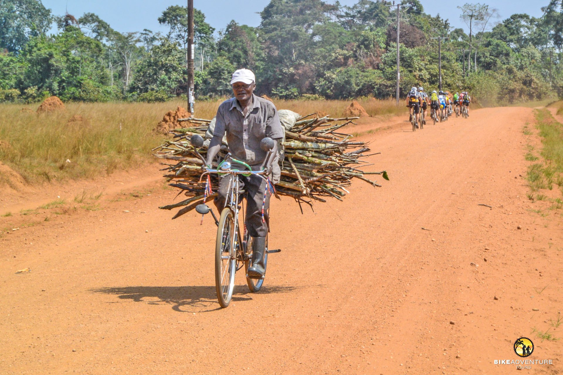 uganda-ruanda-fakten-fahrrad-verkehrsmittel-blog-02